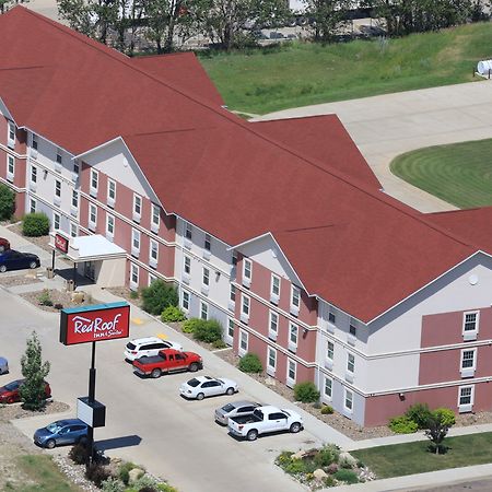Red Roof Inn & Suites Dickinson Exteriör bild