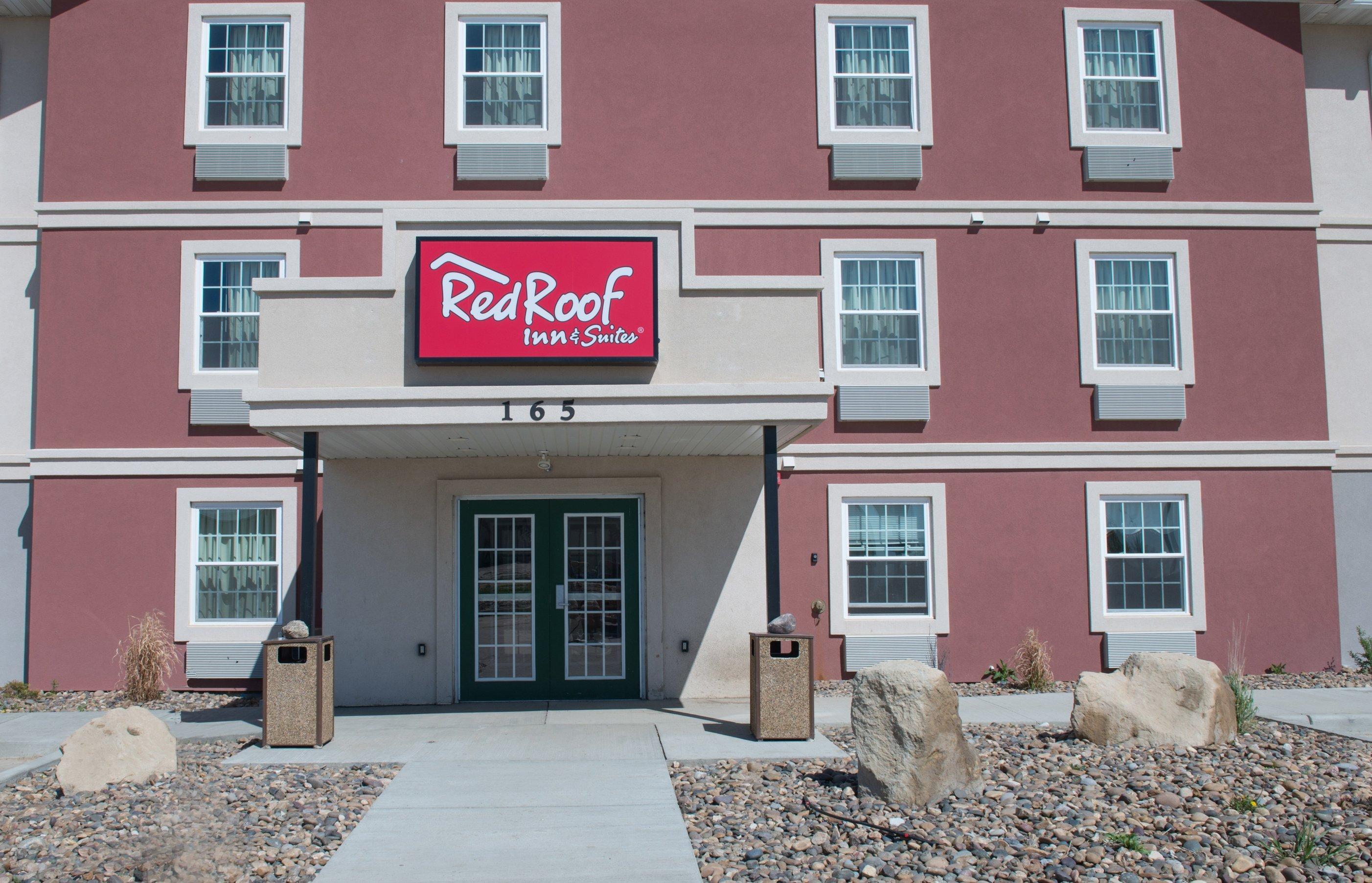 Red Roof Inn & Suites Dickinson Exteriör bild