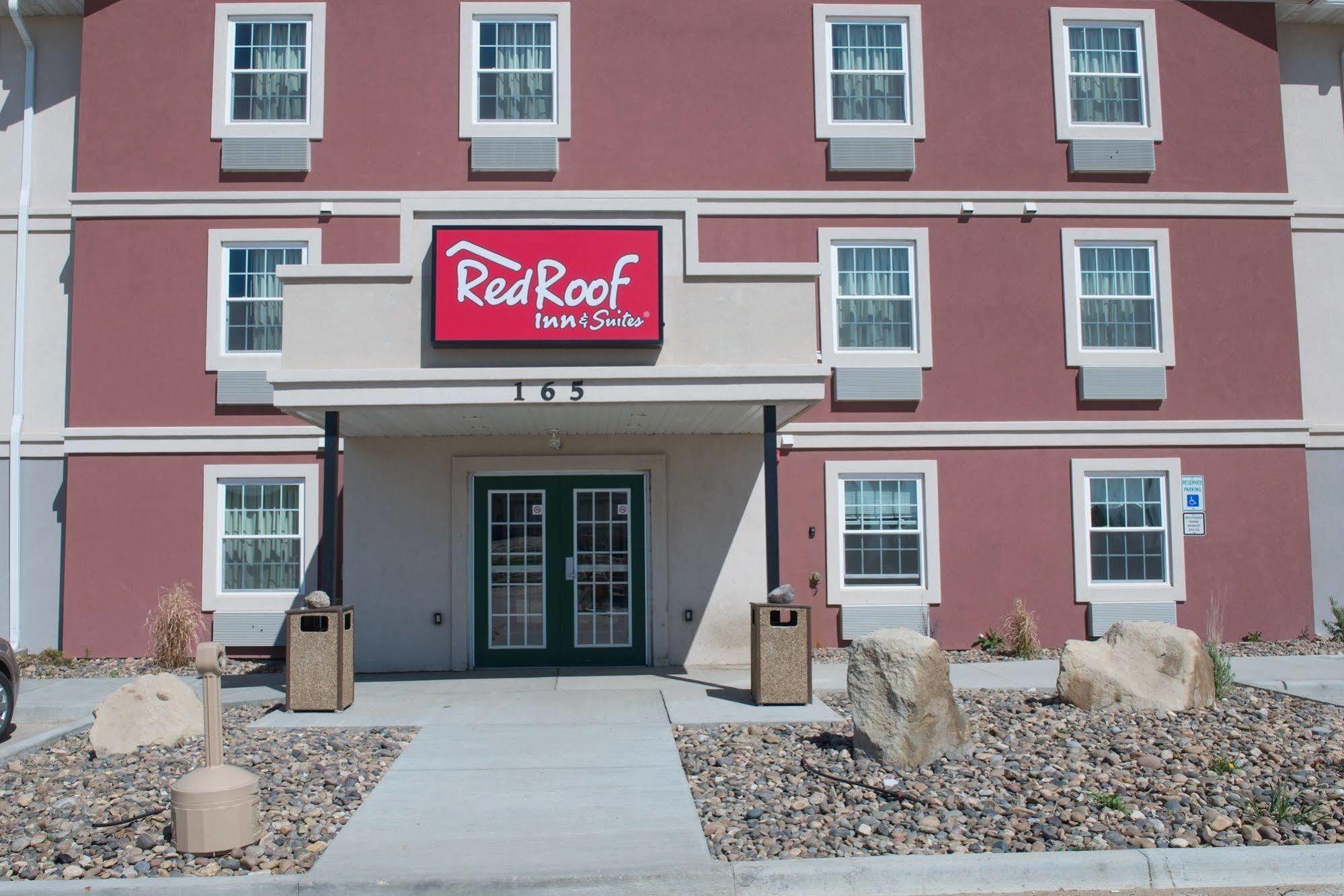 Red Roof Inn & Suites Dickinson Exteriör bild